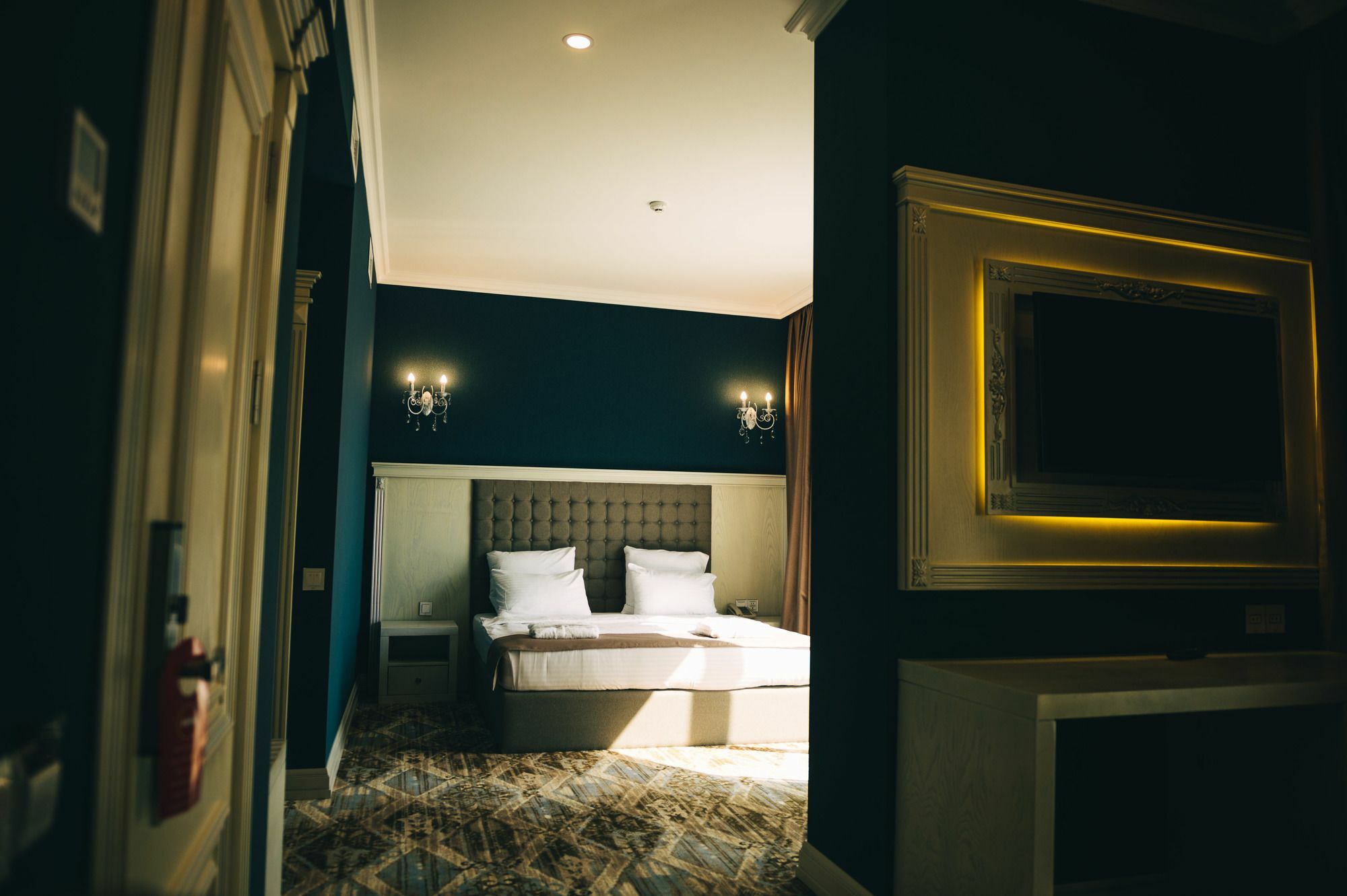 Emerald Hotel 4*