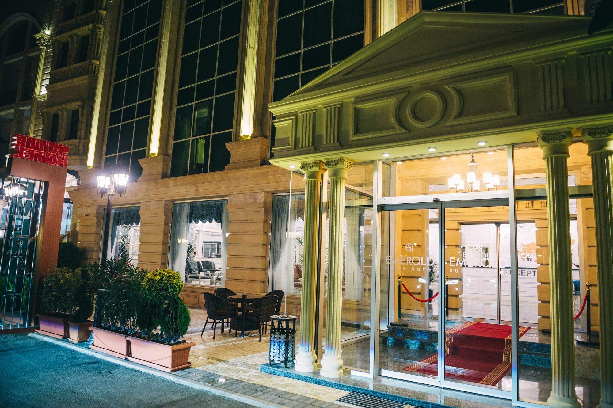 Hotel Emerald