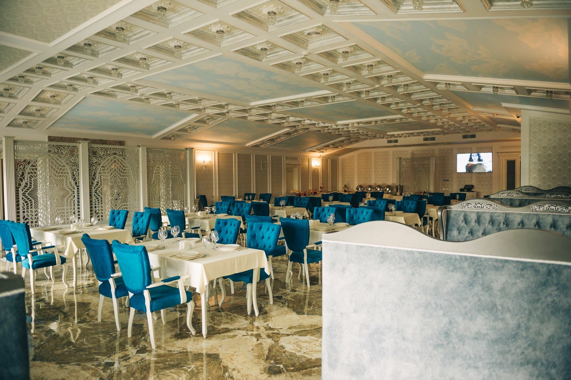 Hotel Emerald 4*